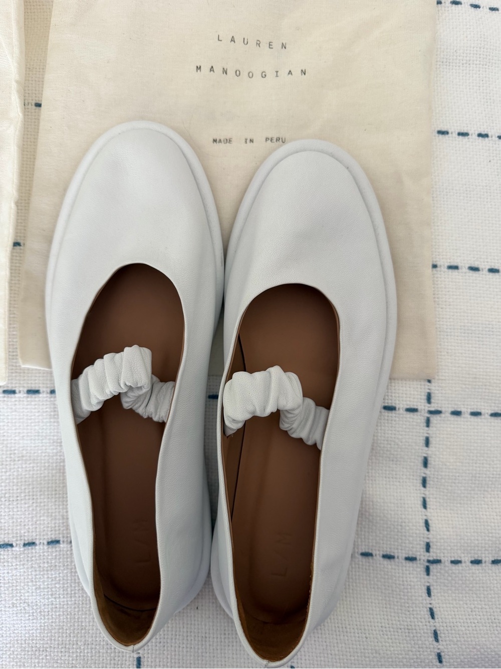 NWOT Lauren Manoogian White Elastic-Sling Ballet Flats